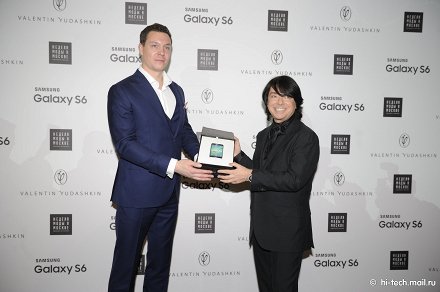 В России появился первый владелец Samsung GALAXY S6 edge до старта мировых продаж