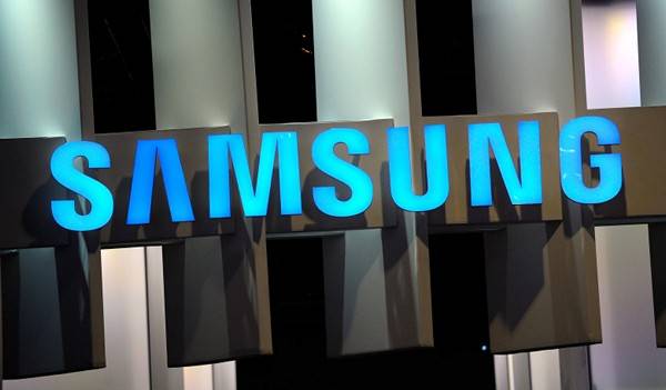 Samsung создала команду по разработке дисплеев для Apple