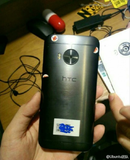 Живые фото HTC One M9 Plus засветились в сети