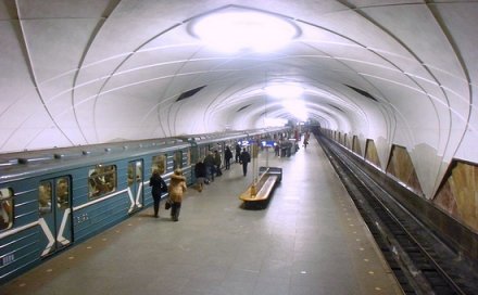 Lenovo обогнала Nokia в московском метро