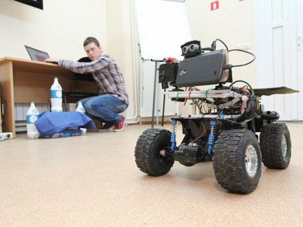 Российские ученые создали робота-учителя