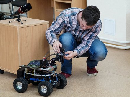Российские ученые создали робота-учителя