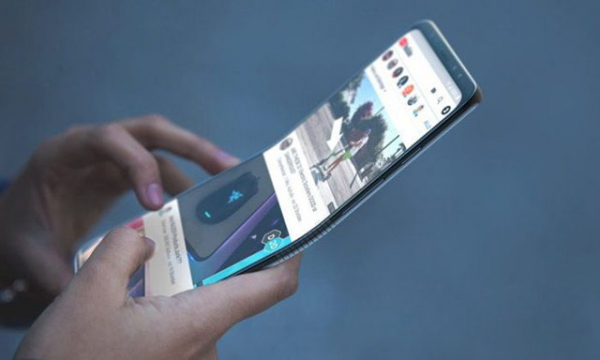 Samsung покажет складной смартфон всего через два месяца
